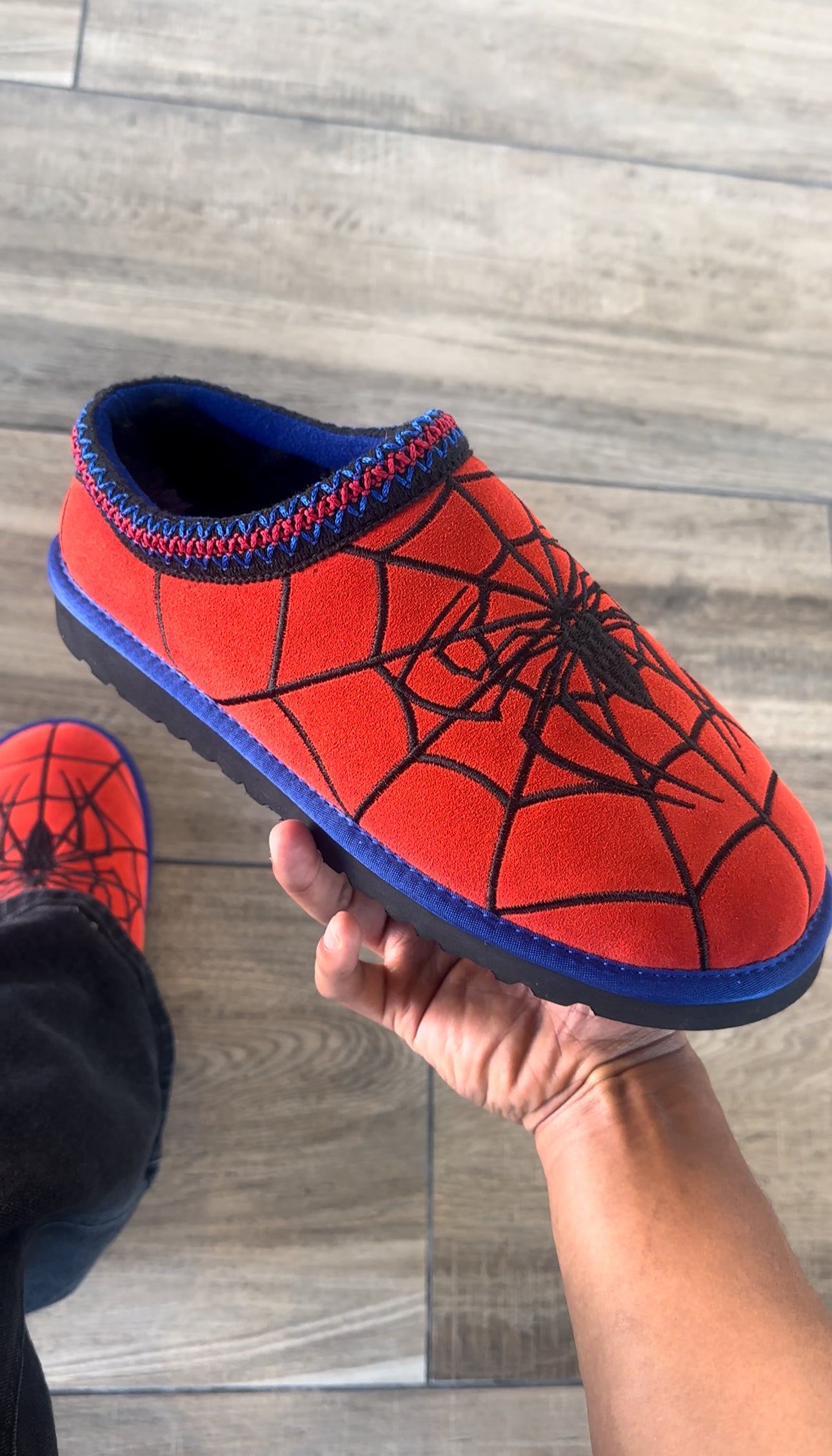 Spider Slippers Adult (Red)