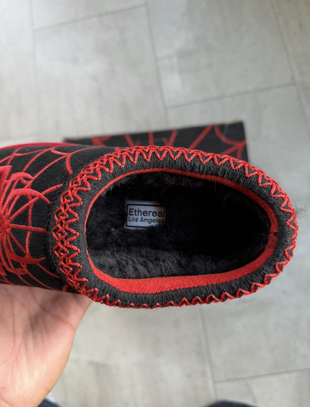 Kids M1les Slippers
