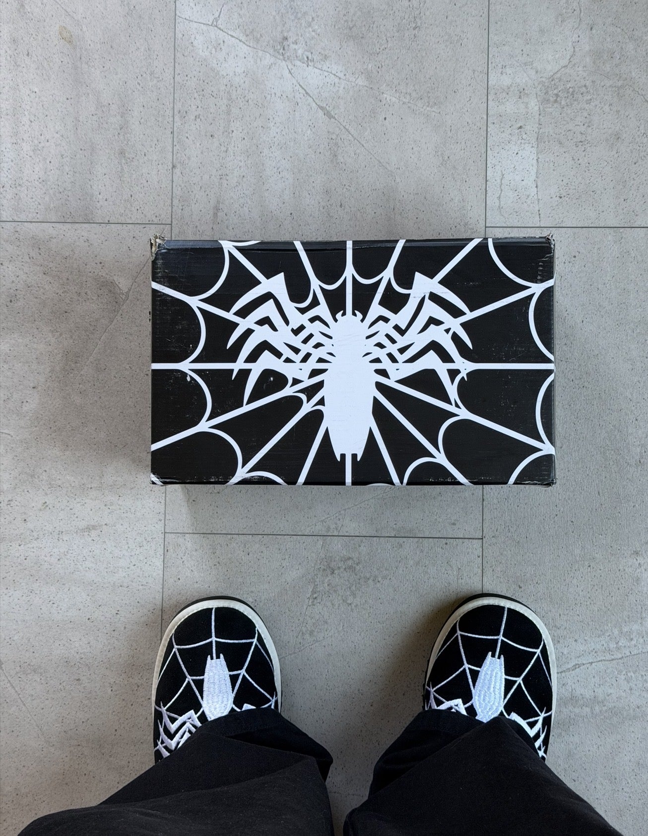 V3nom Slippers